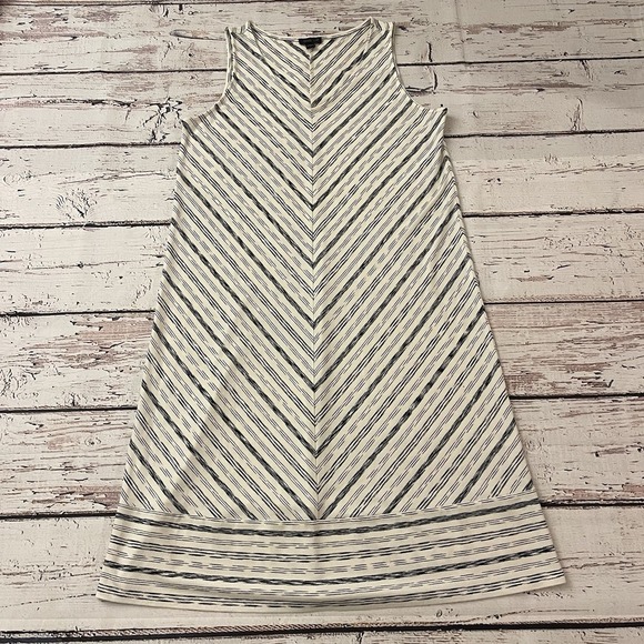 J. Jill Wearever Collection Womens Size Medium White & Black Striped Swing Dress - Picture 1 of 8